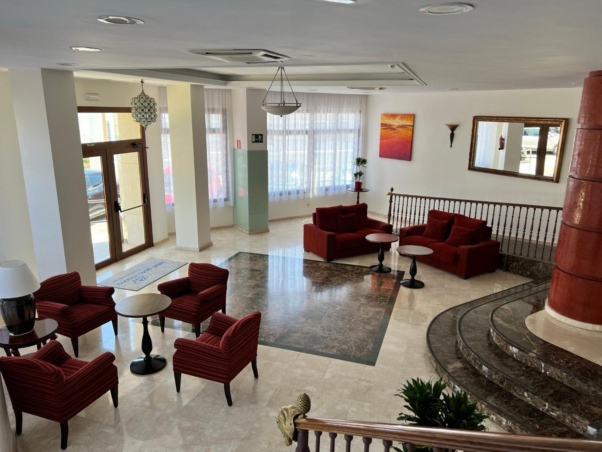 Perla Marina Hotel Nerja Bagian luar foto
