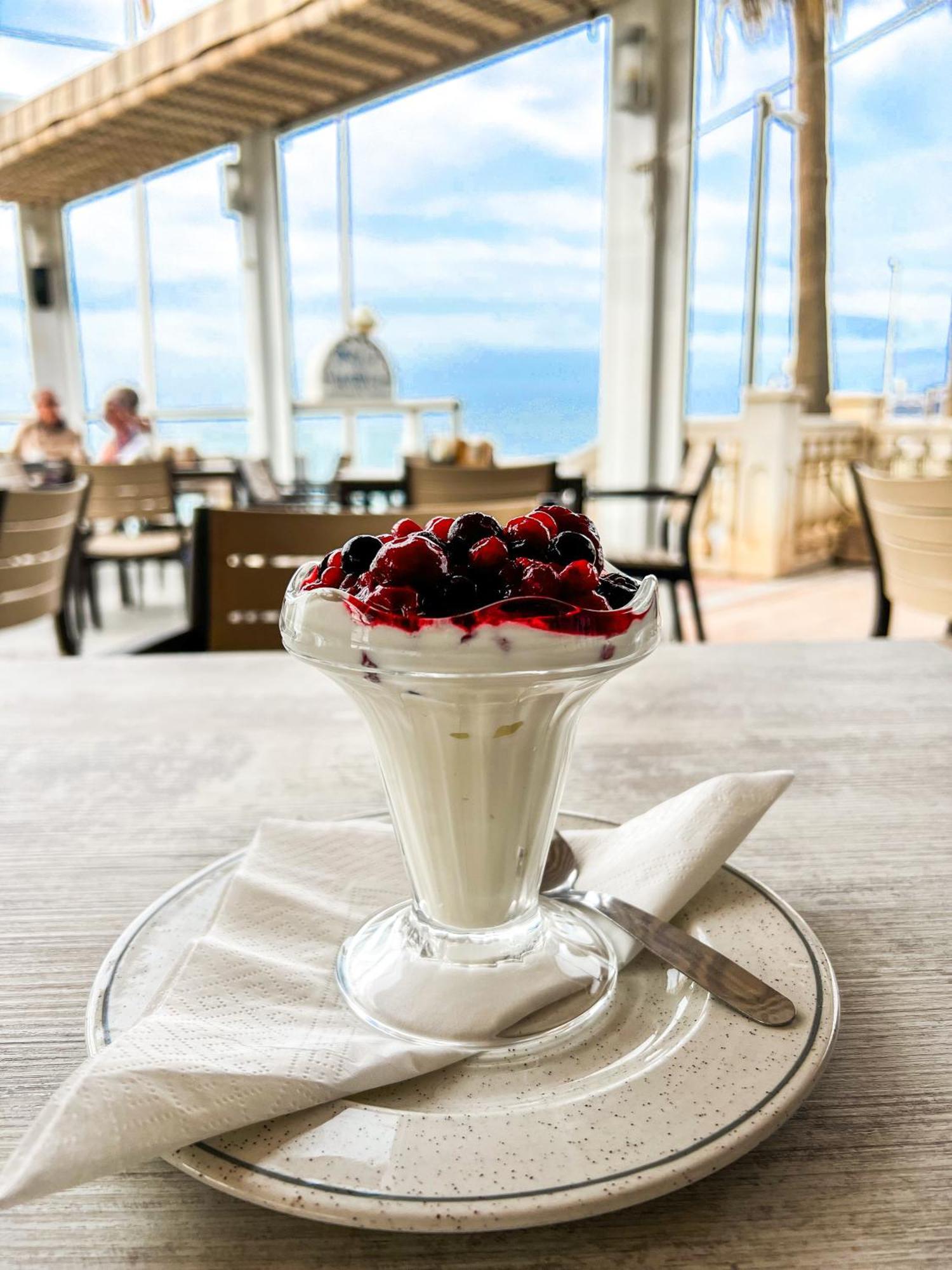 Perla Marina Hotel Nerja Bagian luar foto