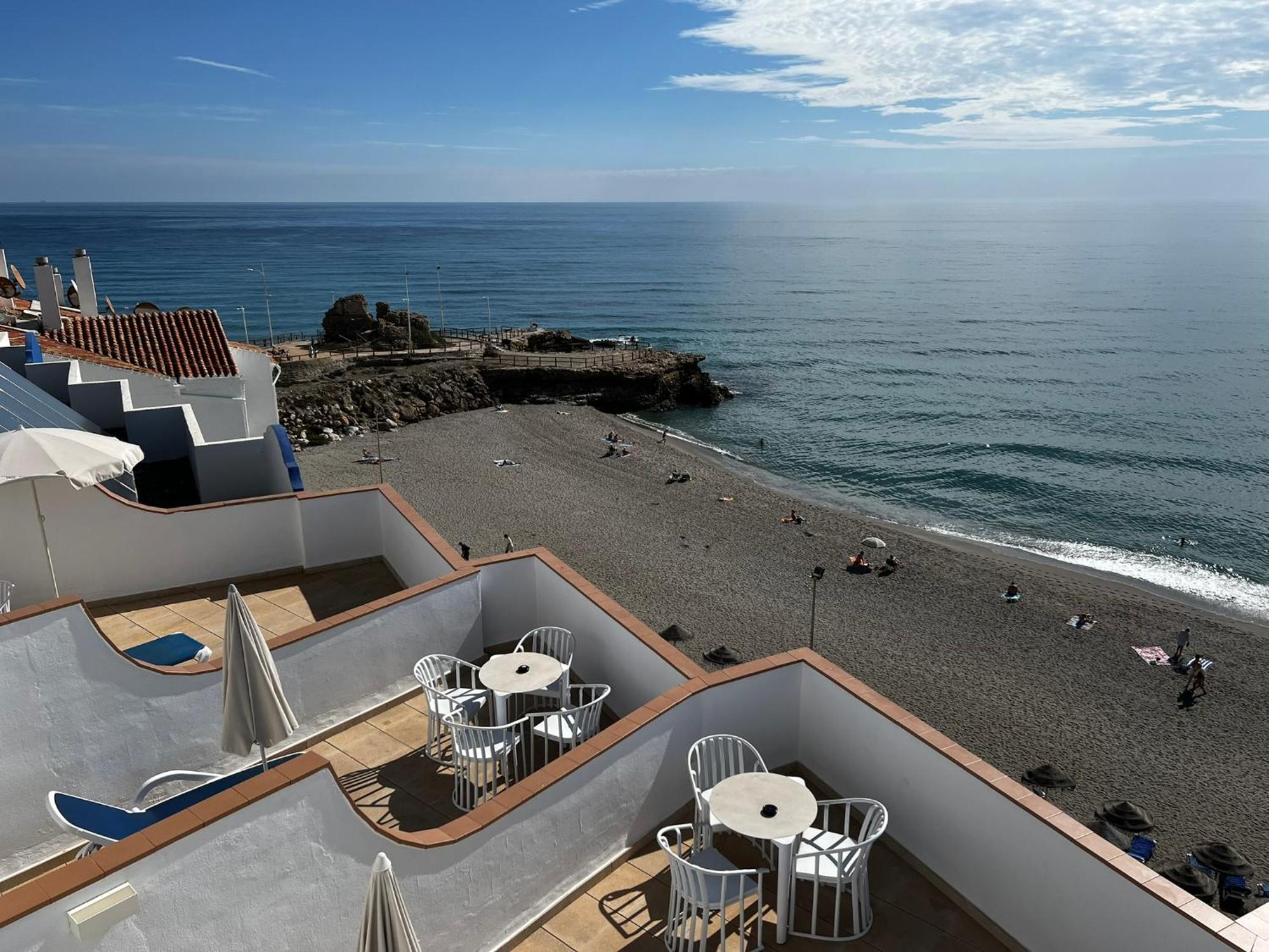 Perla Marina Hotel Nerja Bagian luar foto