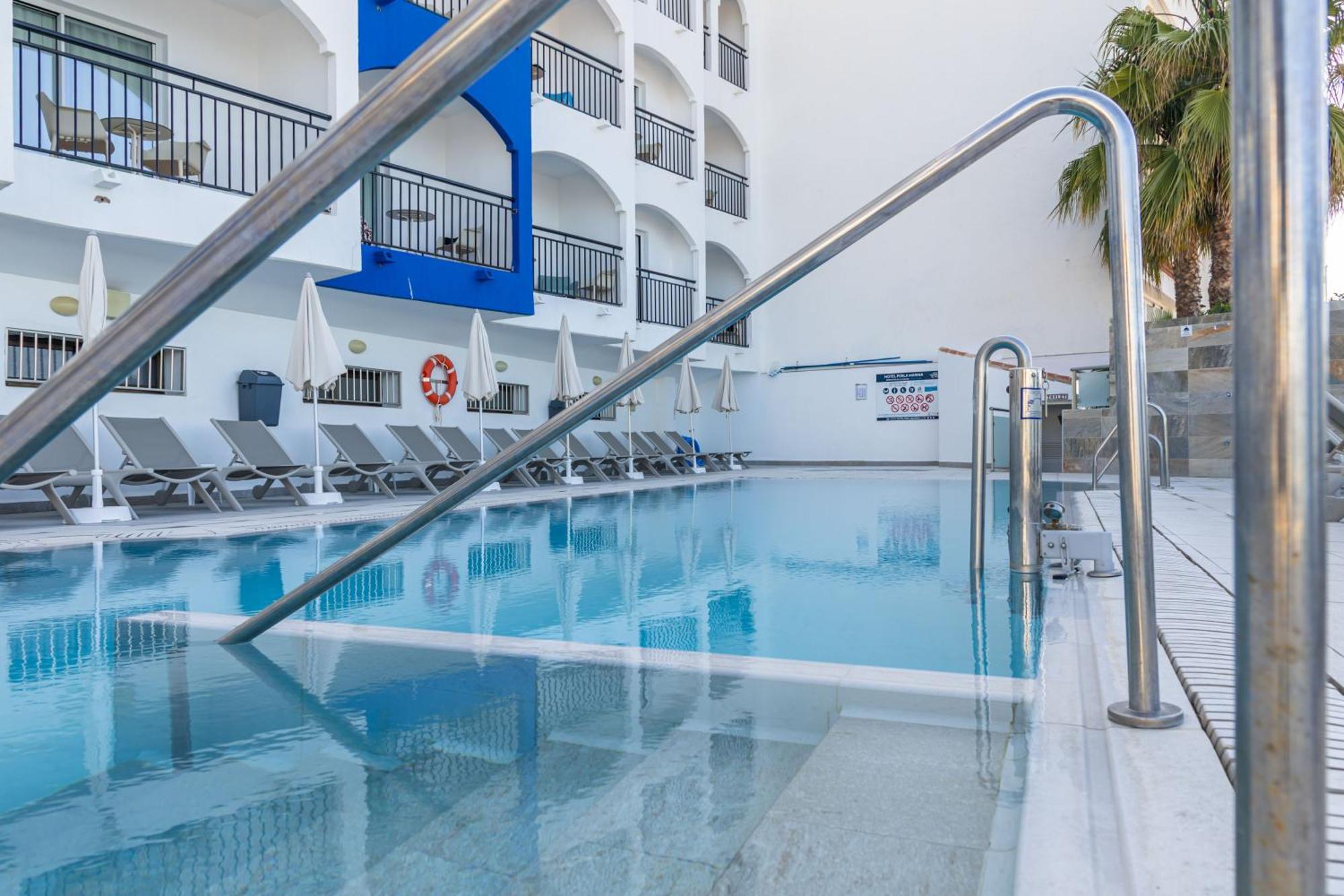 Perla Marina Hotel Nerja Bagian luar foto