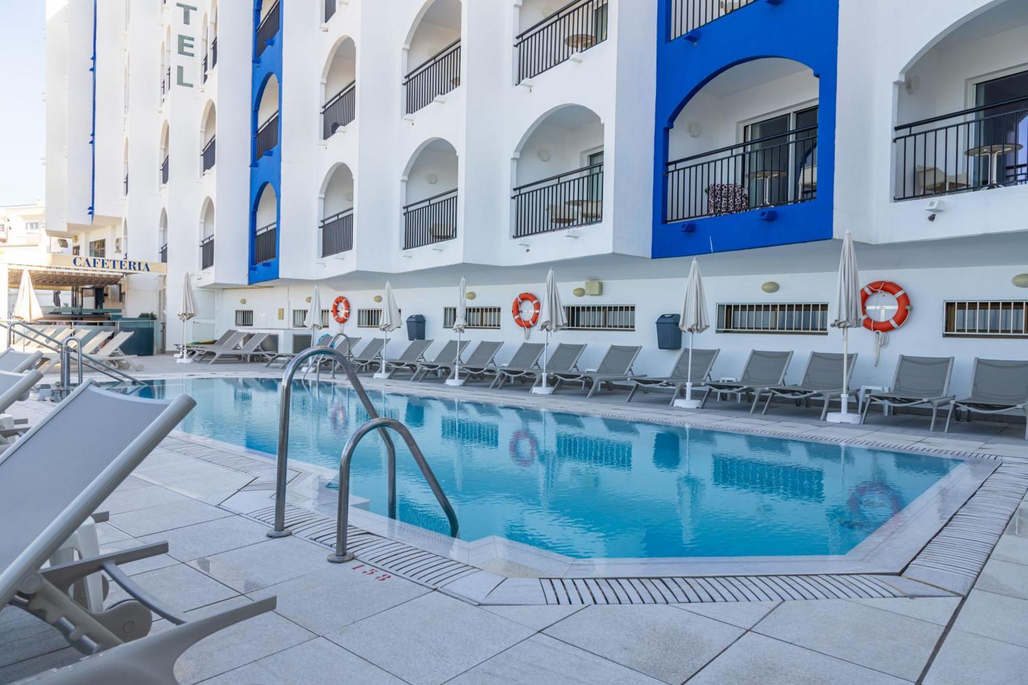 Perla Marina Hotel Nerja Bagian luar foto